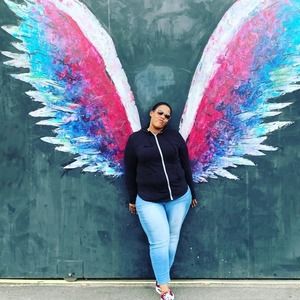 Meet your Posher, Cortney